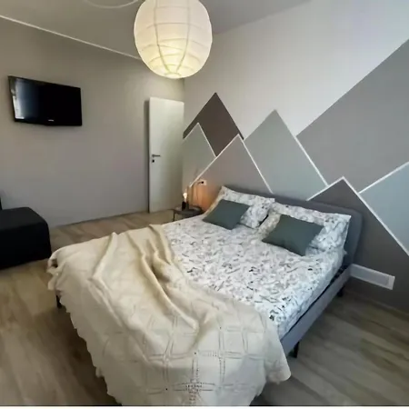 Delightful With Private Terrace * Esanatoglia