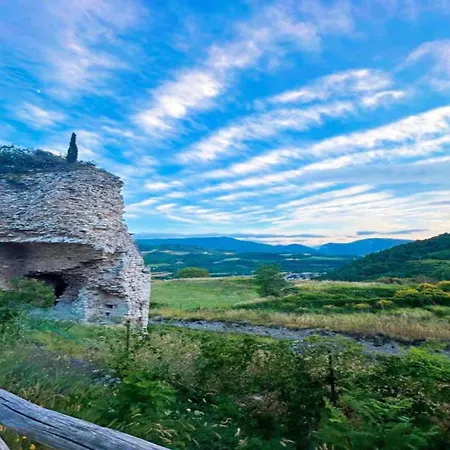 In Near Apennines Trails Esanatoglia